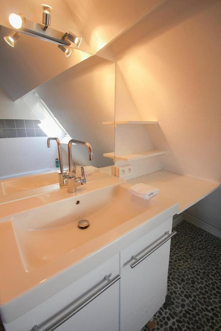 Charming 60M2 Apartment Lille Luaran gambar